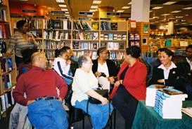 Borders Bookstore Booksigning